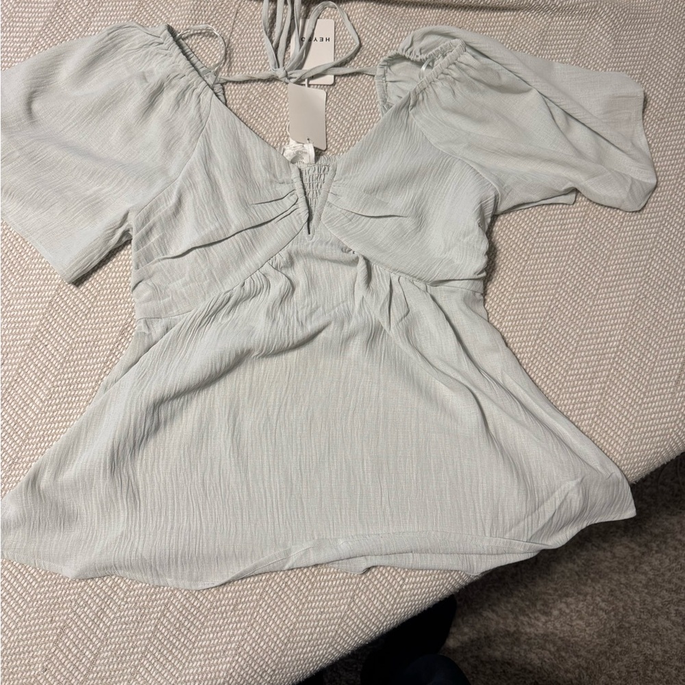 Gray Puff Sleeve Blouse with Tie Front and Ribbed Design